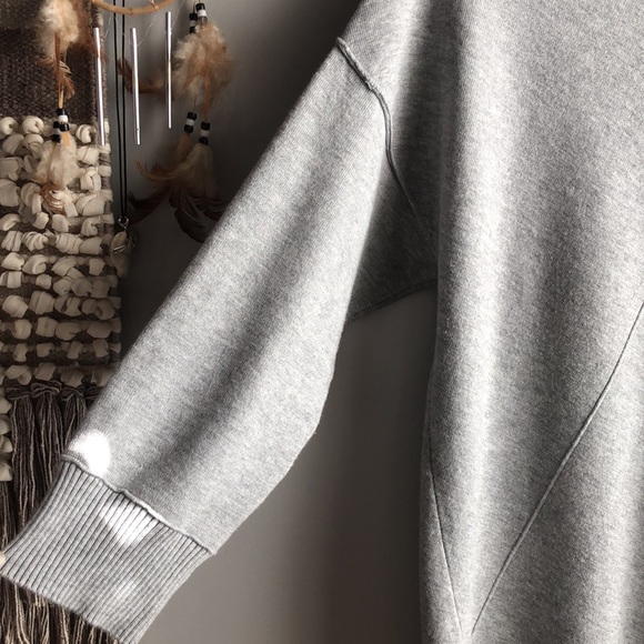 Verve Ami Gray Long Asymmetrical Sweater Shirt Large - Picture 7 of 8